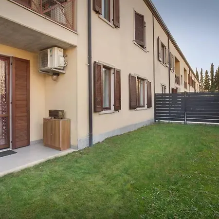 Casa Lory-appartamento A * 加尔达