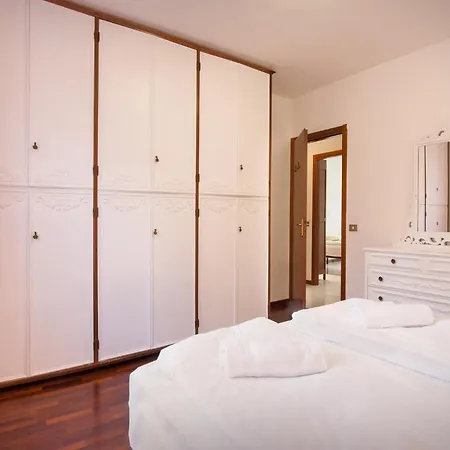 Casa Lory-appartamento A 公寓 *
