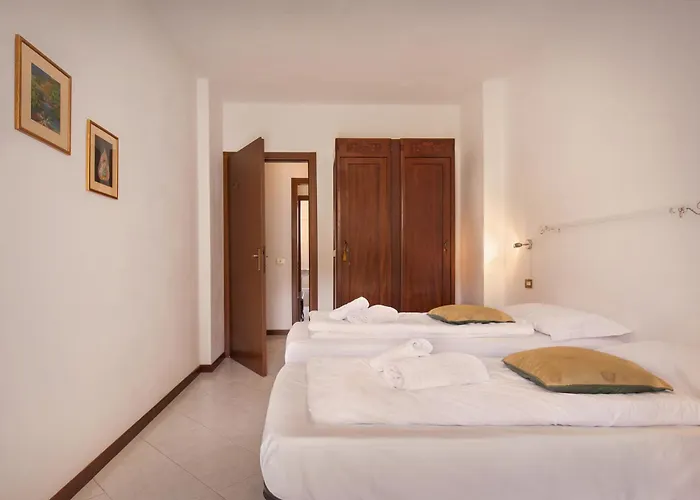 Casa Lory-appartamento A Garda (Verona)