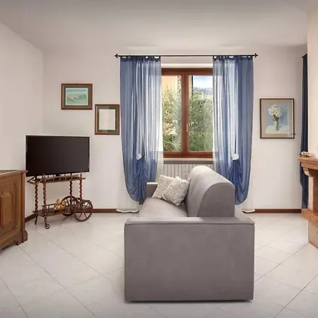 Casa Lory-appartamento A Appartement Garde